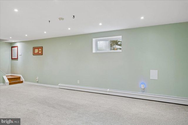 14532 PERRYWOOD DR, Burtonsville, MD 20866
