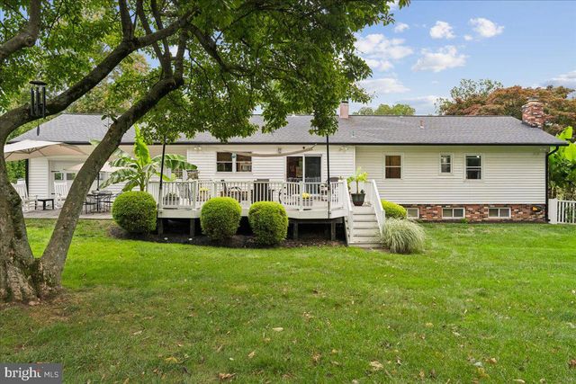 14532 PERRYWOOD DR, Burtonsville, MD 20866