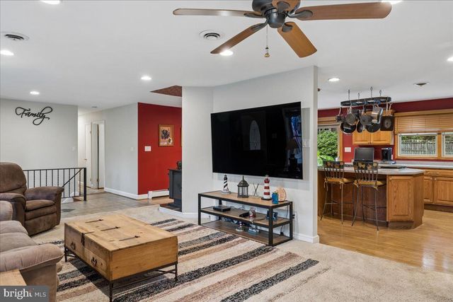 14532 PERRYWOOD DR, Burtonsville, MD 20866