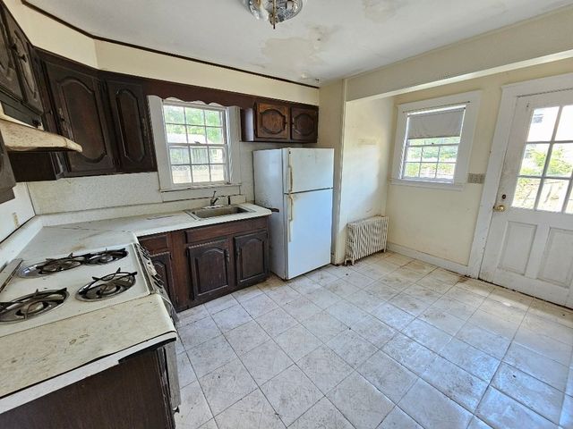 204 Great Rd, Maynard, MA 01754