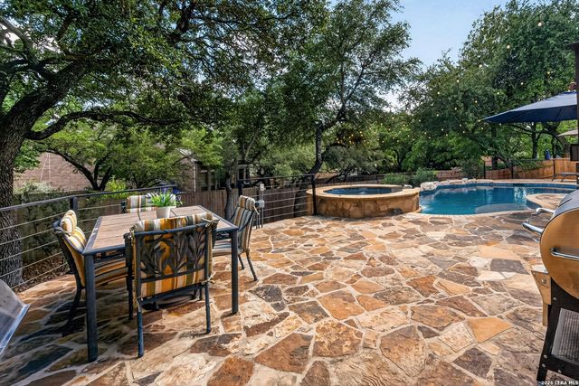 8706 Silver Rock, San Antonio, TX 78255