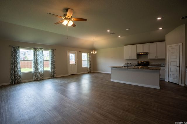 7654 Champion Creek, San Antonio, TX 78252