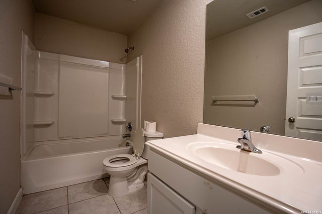 7654 Champion Creek, San Antonio, TX 78252