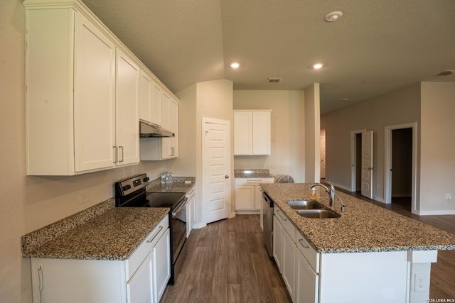 7654 Champion Creek, San Antonio, TX 78252