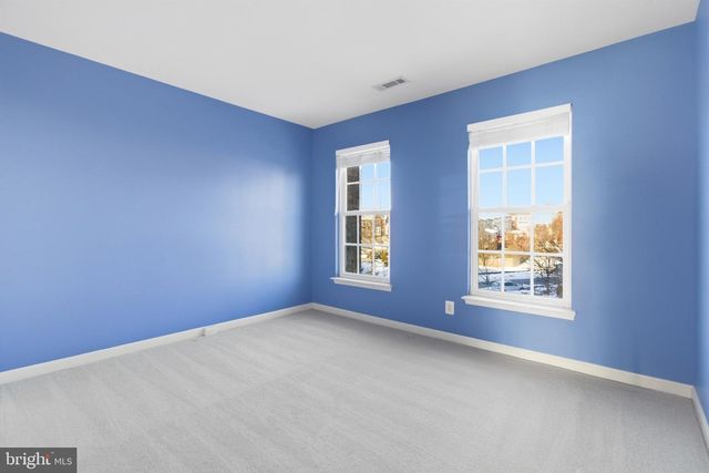 18544 PINEVIEW SQ, Leesburg, VA 20176