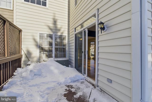 18544 PINEVIEW SQ, Leesburg, VA 20176