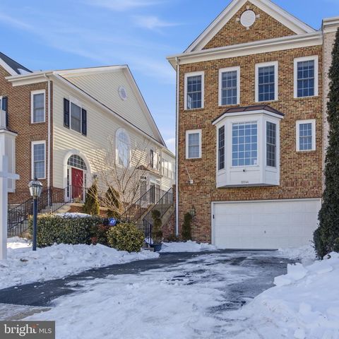 18544 PINEVIEW SQ, Leesburg, VA 20176