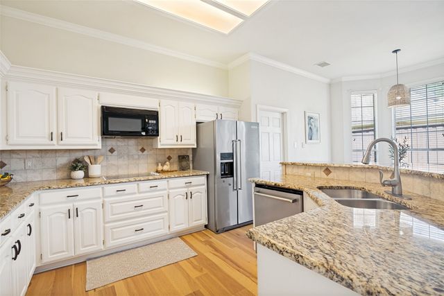 325 Mariah Bay Drive, Heath, TX 75032