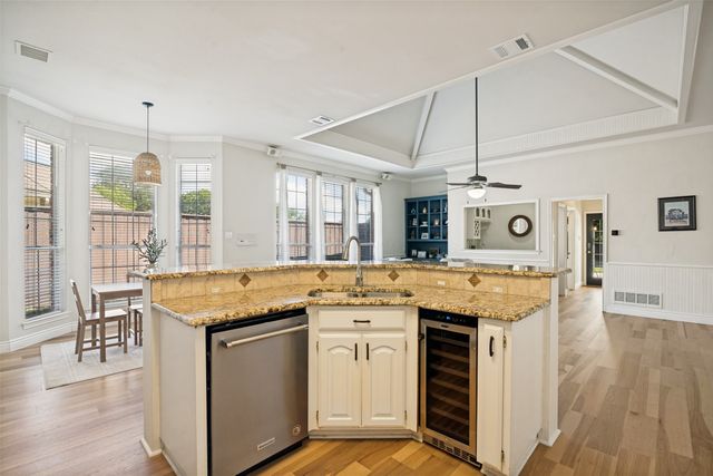 325 Mariah Bay Drive, Heath, TX 75032