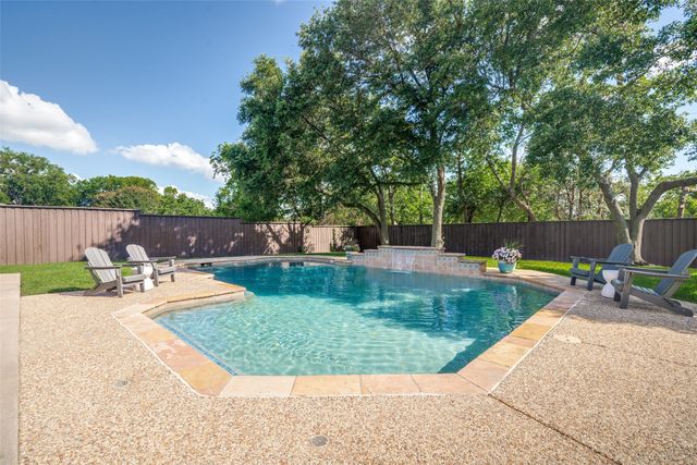 325 Mariah Bay Drive, Heath, TX 75032