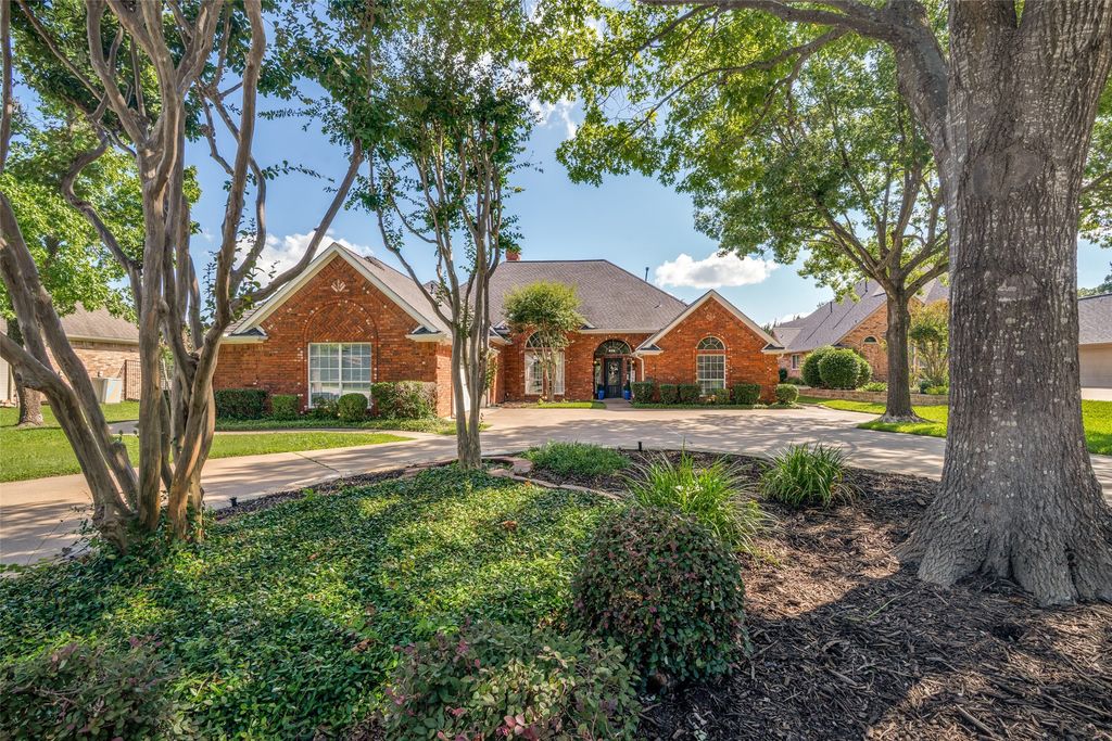 325 Mariah Bay Drive, Heath, TX 75032