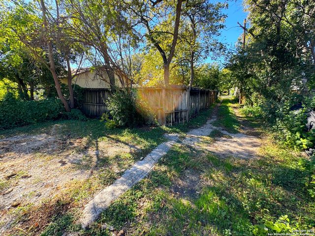 211 Preston, San Antonio, TX 78210