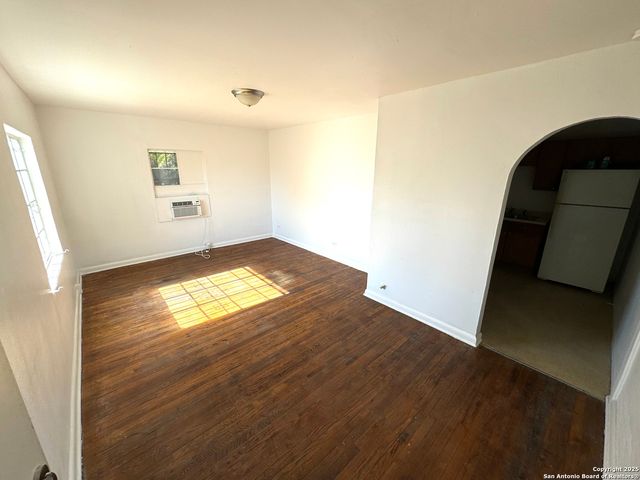 211 Preston, San Antonio, TX 78210