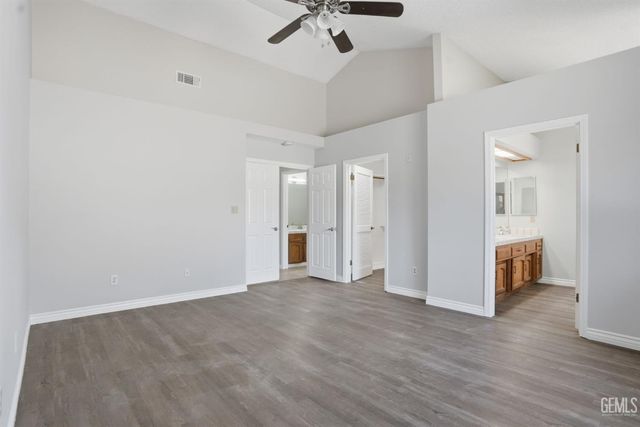 6916 Bandolero Way, Bakersfield, CA 93308
