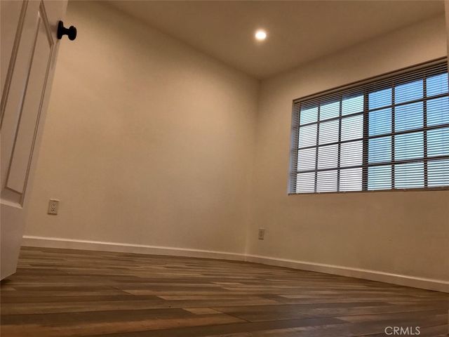 14253 Gilmore Street A, Van Nuys, CA 91401