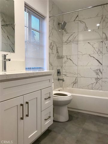 14253 Gilmore Street A, Van Nuys, CA 91401