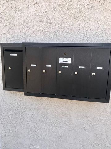 14253 Gilmore Street A, Van Nuys, CA 91401