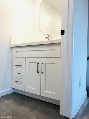 14253 Gilmore Street A, Van Nuys, CA 91401