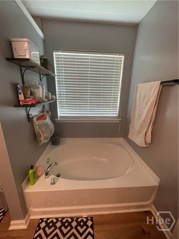 6 Timber Crest Court, Savannah, GA 31407