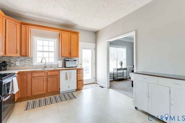 11169 Affirmed Ct, Ruther Glen, VA 22546