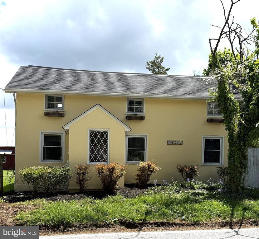 14207 MANOR RD, Phoenix, MD 21131