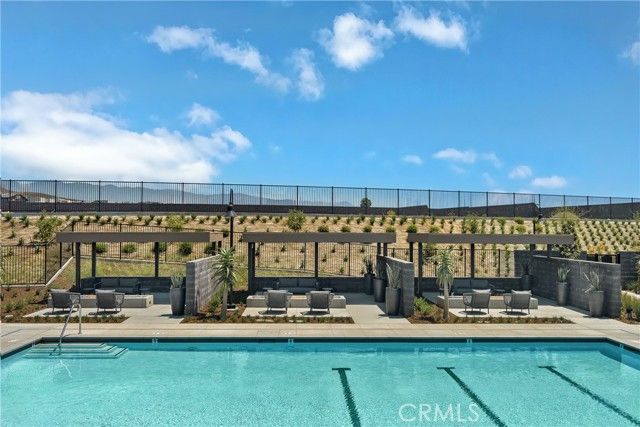 15936 Conservatory Drive, Fontana, CA 92336