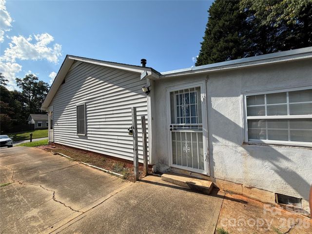 5124 Poplar Springs Drive, Charlotte, NC 28269