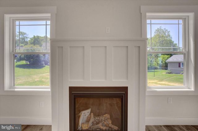 695 KARVOIS COURT, Chambersburg, PA 17202