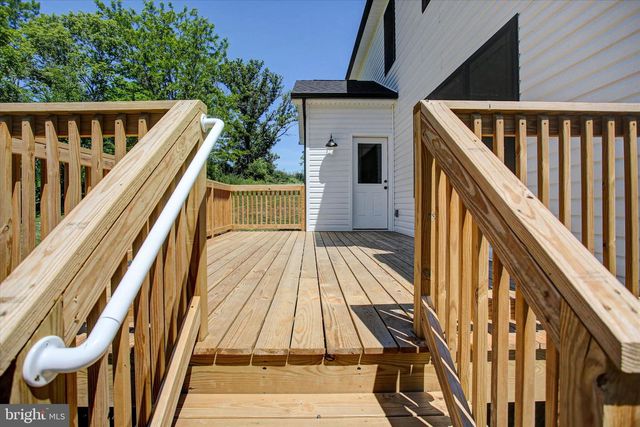 695 KARVOIS COURT, Chambersburg, PA 17202