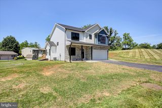 695 KARVOIS COURT, Chambersburg, PA 17202