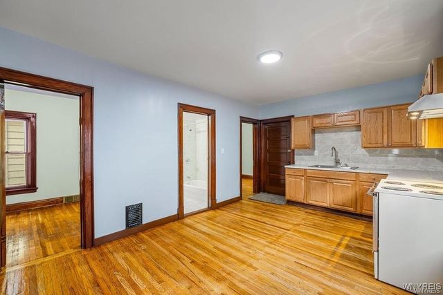 18 South Ryan Street, Buffalo, NY 14210