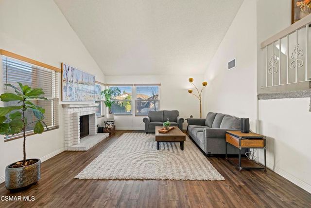 35 Ilex Drive, Newbury Park, CA 91320