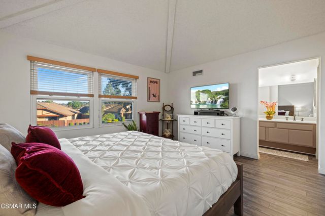 35 Ilex Drive, Newbury Park, CA 91320