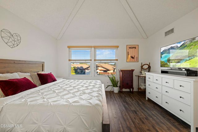 35 Ilex Drive, Newbury Park, CA 91320