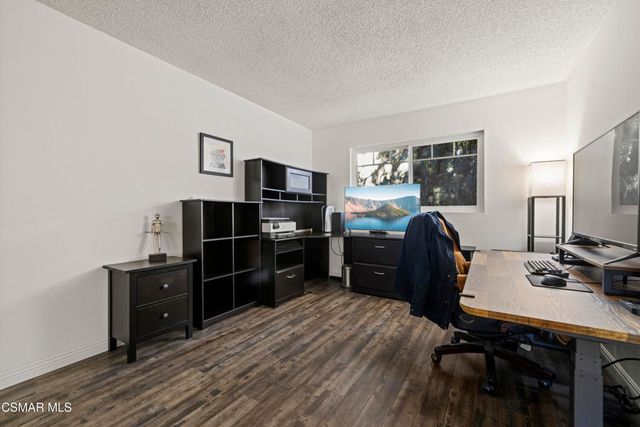 35 Ilex Drive, Newbury Park, CA 91320