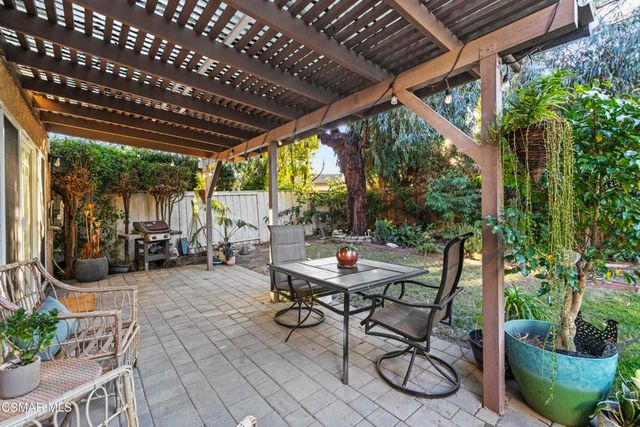 35 Ilex Drive, Newbury Park, CA 91320