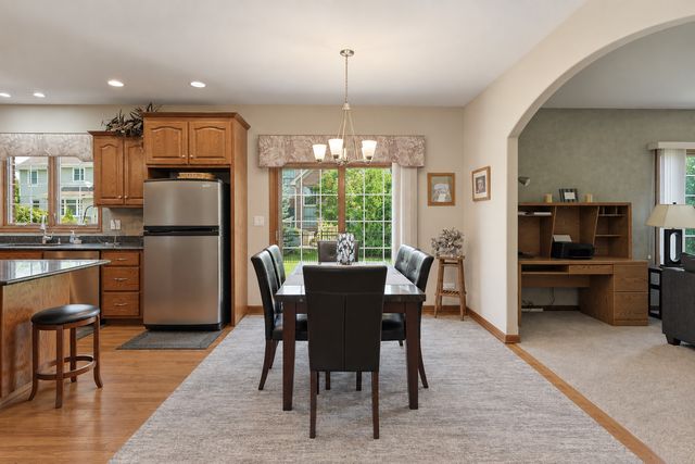 20015 Red Oak Drive, Mokena, IL 60448