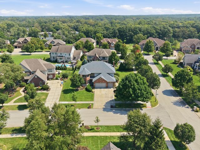 20015 Red Oak Drive, Mokena, IL 60448