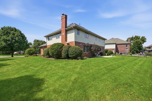 20015 Red Oak Drive, Mokena, IL 60448