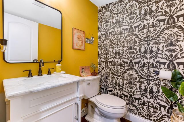 1082 James Road, Granville, OH 43023