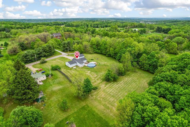 1082 James Road, Granville, OH 43023