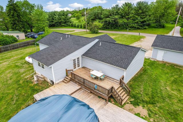 1082 James Road, Granville, OH 43023