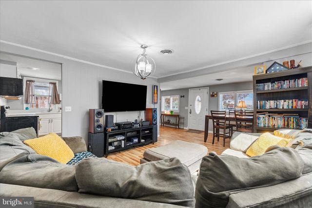 311 SMITH AVE, Severna Park, MD 21146