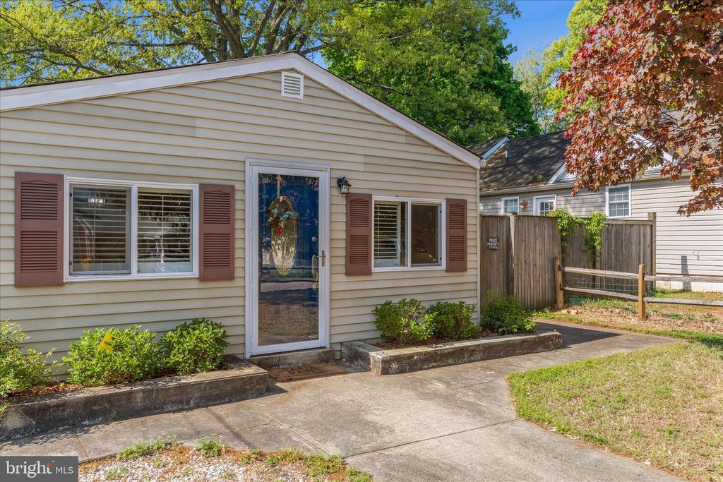 311 SMITH AVE, Severna Park, MD 21146