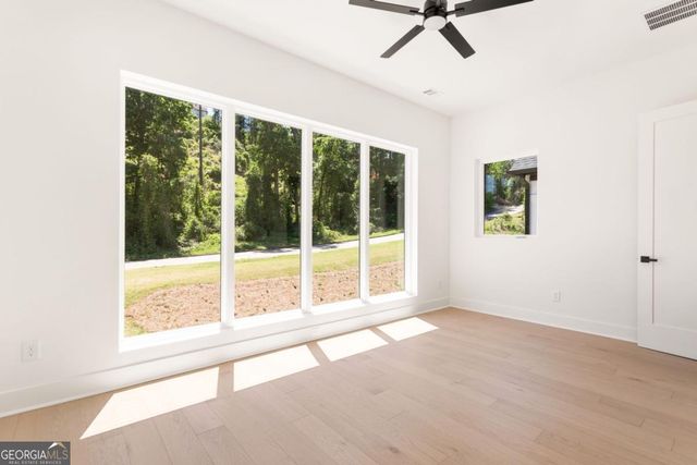 212 Pindos Place SW, Powder Springs, GA 30127