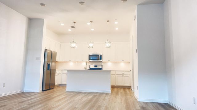 2233 Adena Springs Drive, Allen, TX 75013