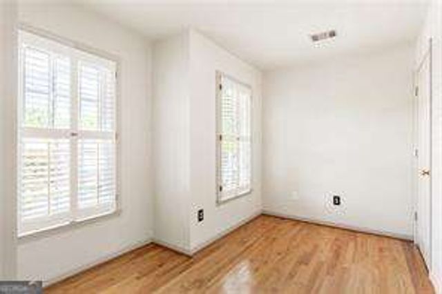 2148 Village Point NE, Atlanta, GA 30319