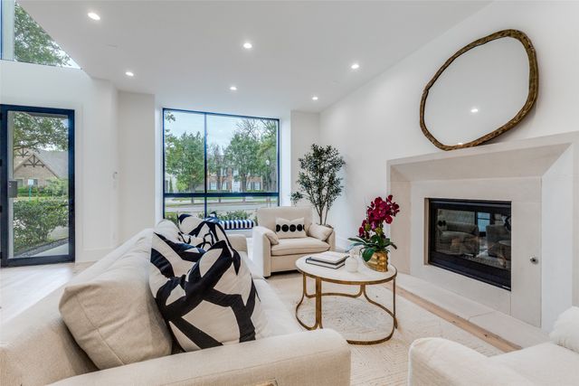 3629 McFARLIN Boulevard, University Park, TX 75205