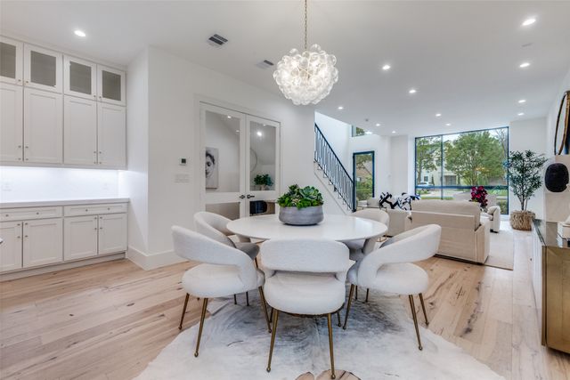 3629 McFARLIN Boulevard, University Park, TX 75205