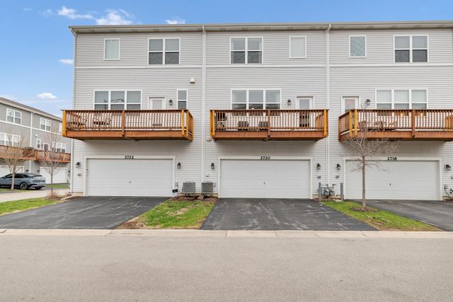 2720 Lily Lane, Rolling Meadows, IL 60008